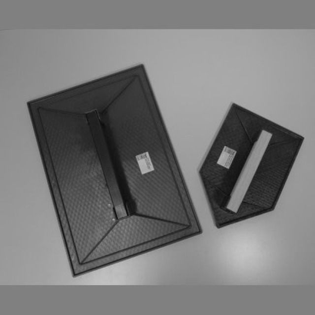 TALOCHE EN PLASTIC
RECTANGULAIRE 40/30 CM