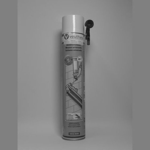 CARTOUCHE MOUSSE DE MONTAGE@
UNIVERSELLE - 750 ML.@